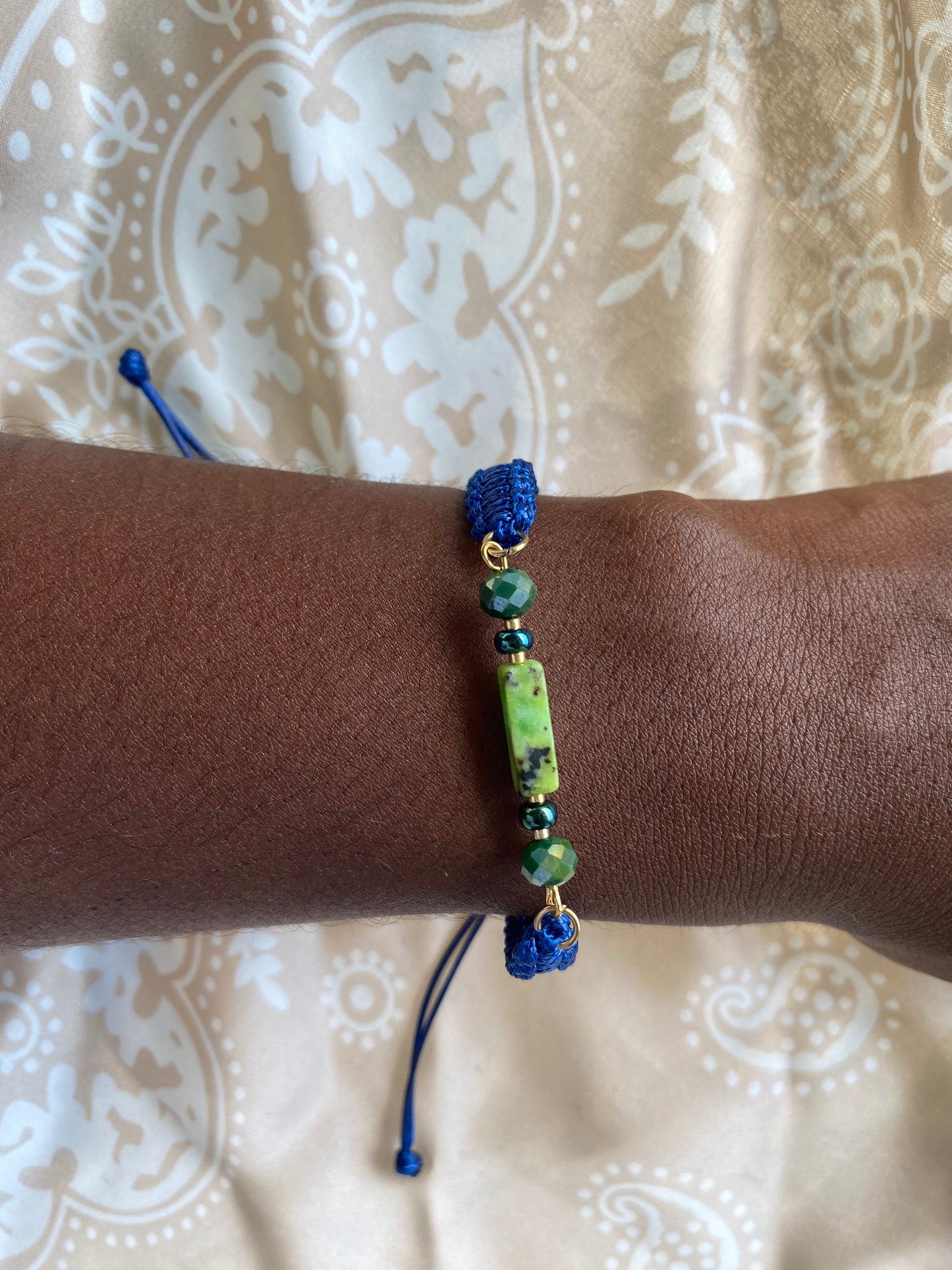 Hey, Neighbor adjustable bracelet