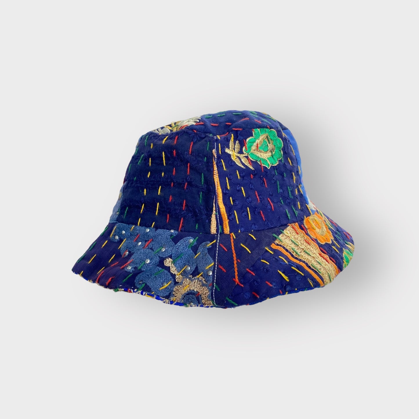 Blu bucket hat