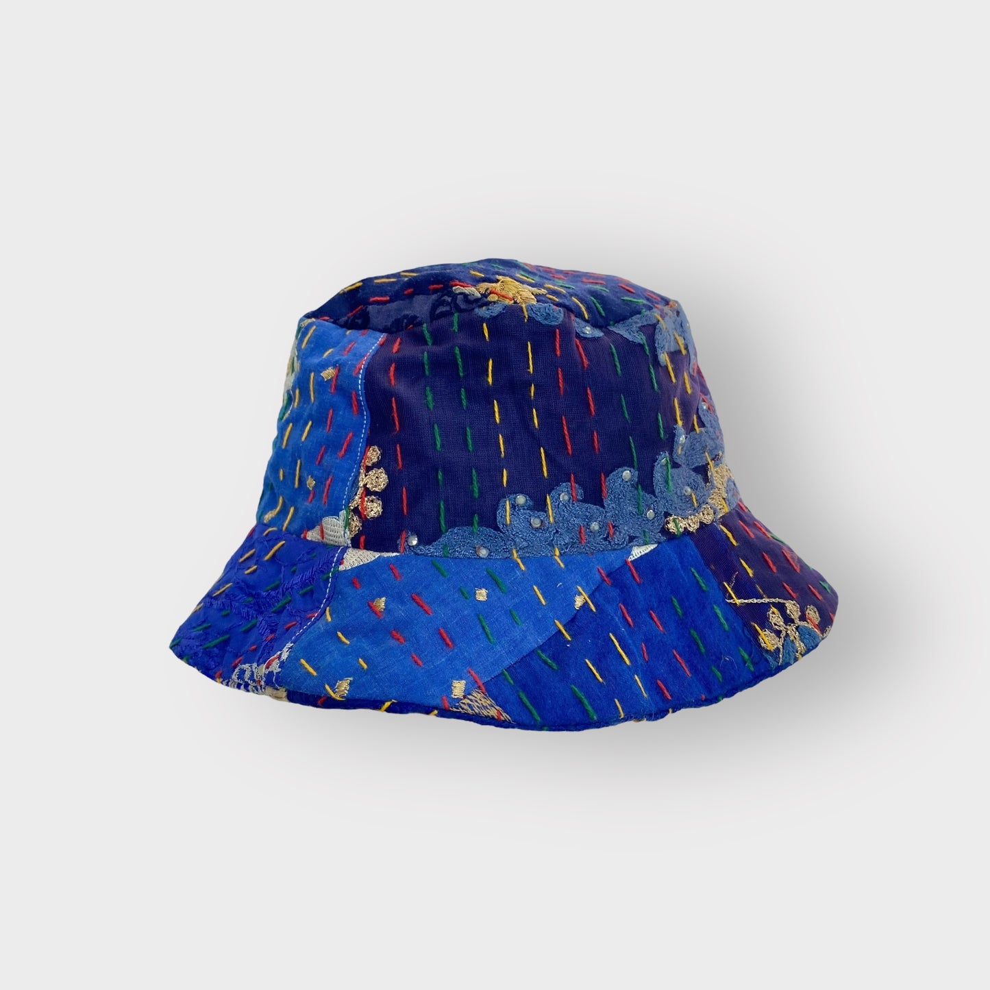 Blu bucket hat