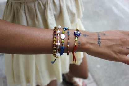 Noisey bracelet