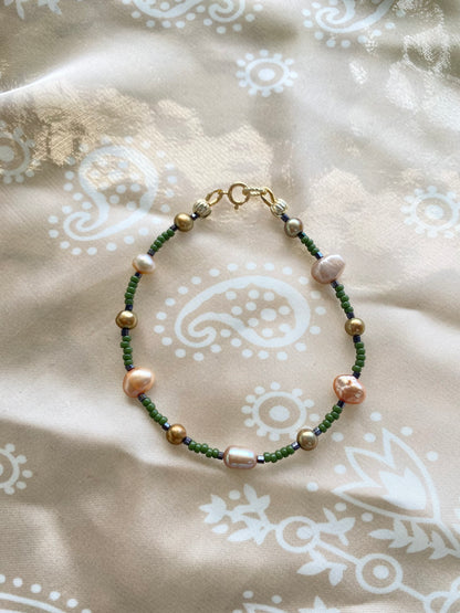 In My Shell bracelet