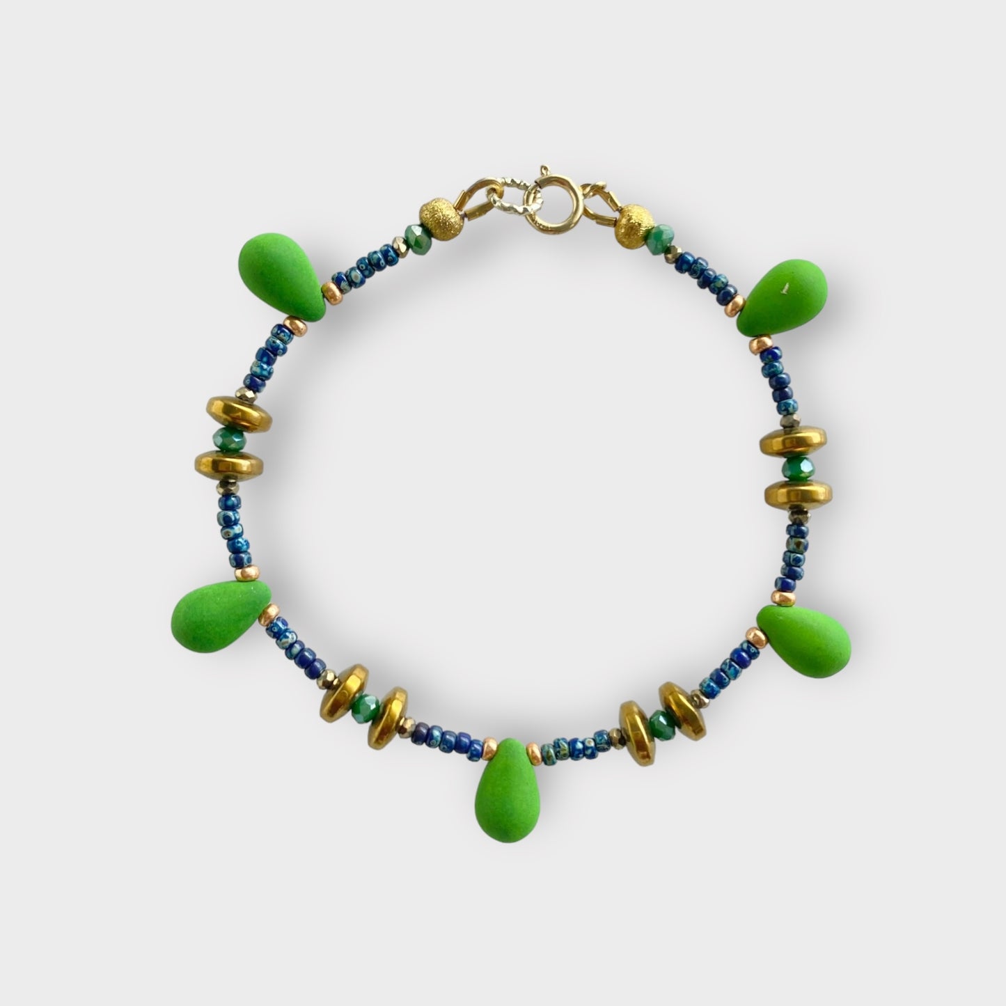 Kiwi bracelet