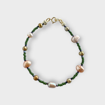 In My Shell bracelet